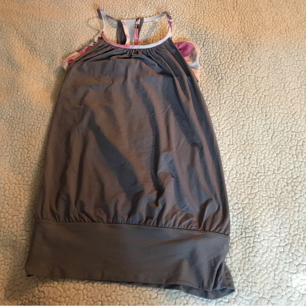 Lululemon tank tops